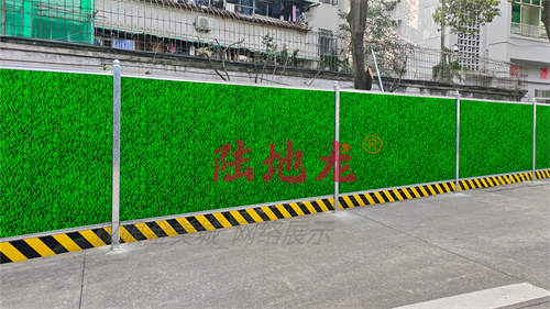 普通围挡和增强型围挡的抗冲击能力差多少(图1) 普通围挡和增强型围挡的抗冲击能力差多少(图1)
