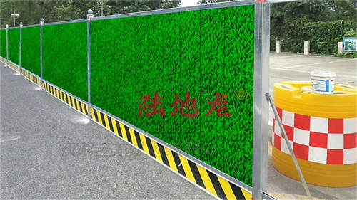 水利工程长期接触潮气怎么用陆地龙围挡做好防腐蚀(图1) 水利工程长期接触潮气怎么用陆地龙围挡做好防腐蚀(图1)