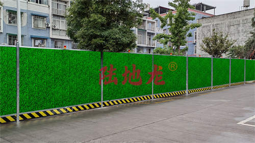 陆地龙施工围挡的抗冲击性能测试通常采用什么方法(图1) 陆地龙施工围挡的抗冲击性能测试通常采用什么方法(图1)